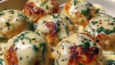 Spinach Alfredo Chicken Meatballs – Your New Favorite Comfort Food