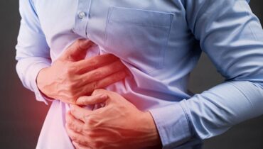 Your Body Warns You a Month Before a Heart Attack: 8 Warning Signs You Should Never Ignore