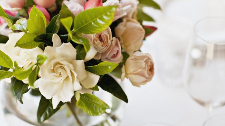 This $5 Trick Transforms Plastic Bowls Into Something Even Florists Won’t Believe Ambient Lighting Centerpiece Craft Project DIY Cleaning Floral Arrangement Home Decor