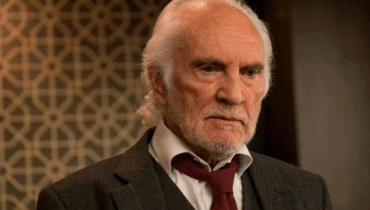 Superman Villain Terence Stamp Dies at 87 — Fans Mourn Legendary Actor