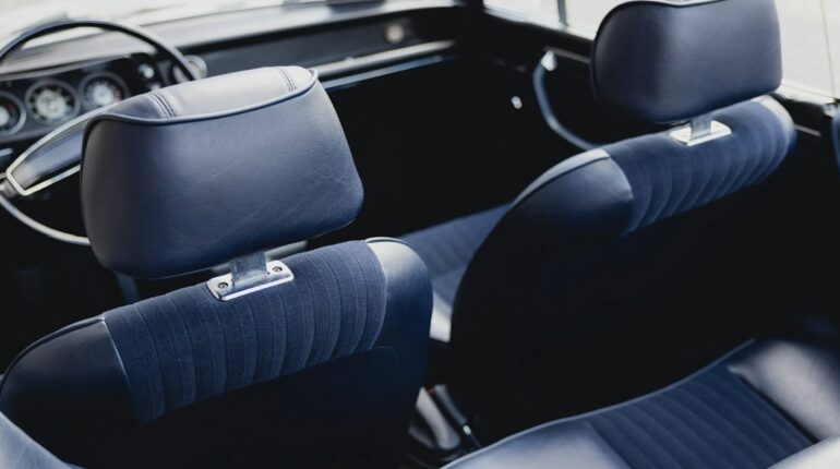 break car window in emergency car escape tool car headrest rod function car safety tricks car window breaker hack headrest emergency tool hidden car safety feature 