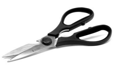 The Hidden Feature of Kitchen Scissors You’re Probably Not Using