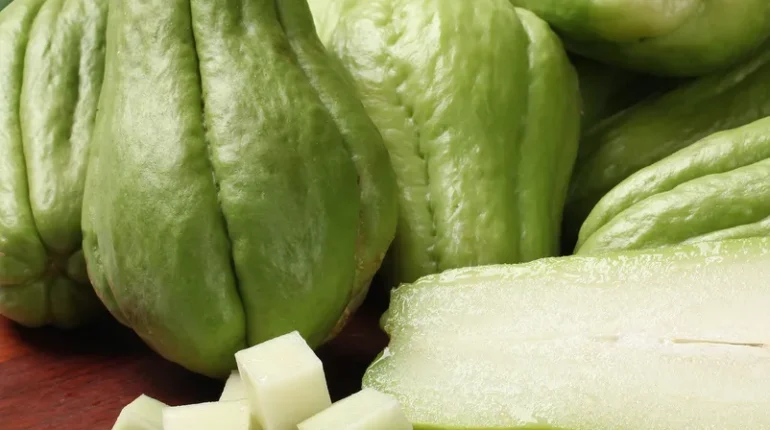 chayote drink recipe chayote for digestion chayote for weight loss chayote health benefits chayote juice hydrating juices natural detox juice 