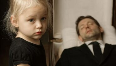 At Her Father’s Funeral, a Little Girl Whispered “Daddy’s Just Sleeping” — Seconds Later, Everyone Froze in Sh0ck