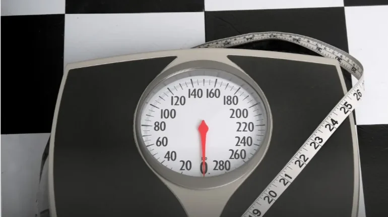 Cleveland Clinic intuitive eating GLP-1 receptor agonists intuitive eating non-dieting approach sustainable eating habits weight loss alternatives 