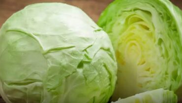 4 Types of People Who Should AVOID Eating Cabbage