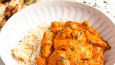 Authentic Butter Chicken Recipe (Murgh Makhani) with Naan