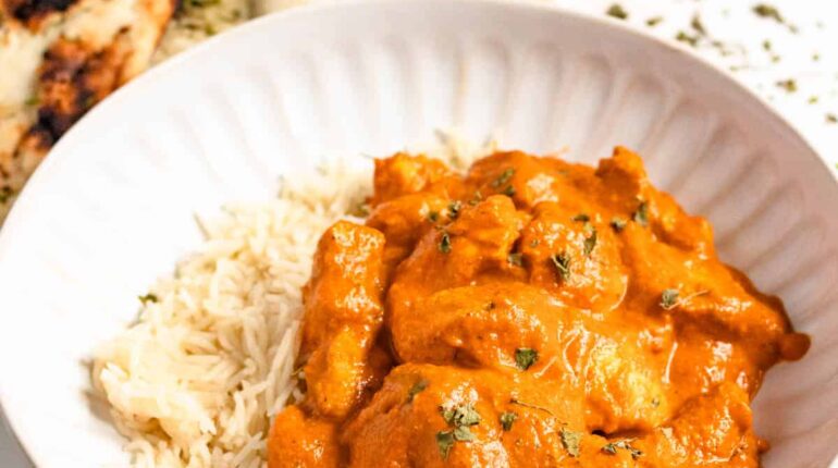 butter chicken recipe butter chicken with naan creamy chicken curry Indian chicken curry murgh makhani 