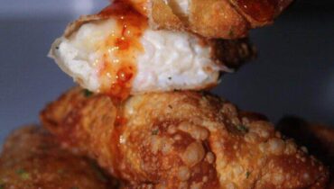 Crab Rangoon Egg Rolls – Crispy, Creamy & Perfect for Parties! Crab Rangoon Egg Rolls – Crispy, Creamy & Perfect for Parties!