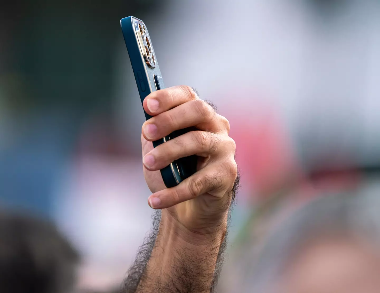 iPhone orange dot warning