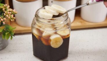 Japanese Professor’s 47-Year Banana Vinegar Secret Will Leave You Stunned…