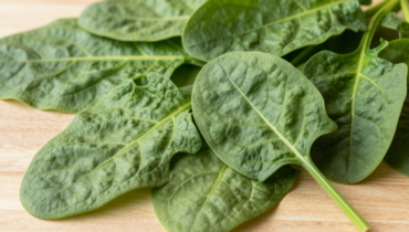 Papaya leaf and spinach juice: how this natural combination strengthens your hair in 3 weeks Papaya leaf and spinach juice: how this natural combination strengthens your hair in 3 weeks