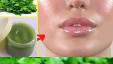 Parsley and Oats: The 2-Ingredient Face Mask That Reduces Dark Spots and Reveals Radiant Skin Parsley and Oats: The 2-Ingredient Face Mask That Reduces Dark Spots and Reveals Radiant Skin