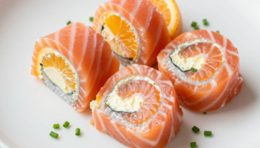 Appetizer: this smoked salmon-orange and cream cheese pairing ready in 20 minutes is a guaranteed hit