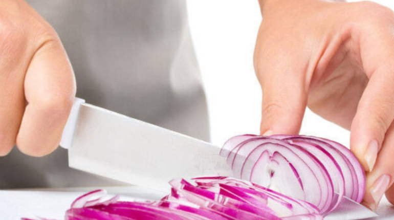 cough relief garlic home remedies ginger red onion remedy natural remedies natural sleep aid Respiratory Health 