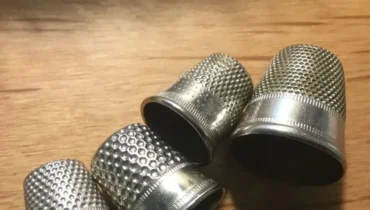 The Medieval Accessory That Became a Status Symbol: What Wealthy Women Wore on Their Fingers The Medieval Accessory That Became a Status Symbol: What Wealthy Women Wore on Their Fingers