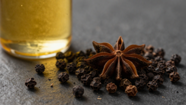 Black pepper infused oil: how piperine relieves muscle stiffness and stimulates circulation