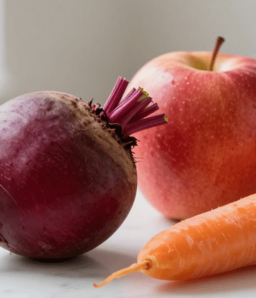 Beetroot, apple, and carrot: how this empty-stomach smoothie supports your vision and detoxifies your liver