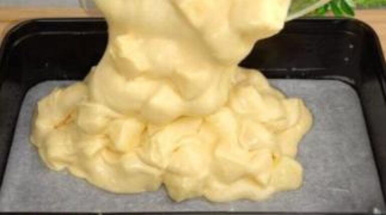 Apple Tart Easy Baking holiday breakfast recipes holiday dessert ideas Quick Baking Simple Recipes 