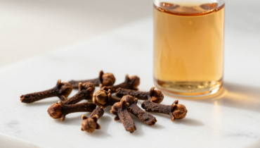 Cloves and water: how this natural remedy reduces wrinkles and brightens skin according to 5 validated methods