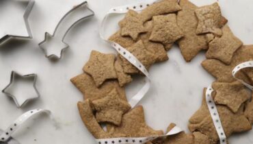 Homemade Cinnamon Christmas Cookies: The Traditional Recipe That Doubles as Edible Tree Ornaments Homemade Cinnamon Christmas Cookies: The Traditional Recipe That Doubles as Edible Tree Ornaments