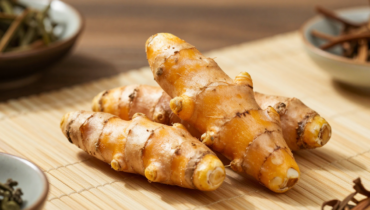 Thyroid: this 3-day turmeric foot bath inspired by Vietnamese tradition to support hormonal balance Thyroid: this 3-day turmeric foot bath inspired by Vietnamese tradition to support hormonal balance