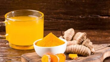 At 60, She Beat Fatigue and High Blood Sugar With a 3-Ingredient Kitchen Remedy: Banana Peel, Pennyroyal & Turmeric At 60, She Beat Fatigue and High Blood Sugar With a 3-Ingredient Kitchen Remedy: Banana Peel, Pennyroyal & Turmeric