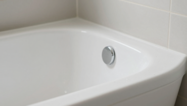 Sparkling bathtub in 2 minutes: the white vinegar and dish soap tip that saves time Sparkling bathtub in 2 minutes: the white vinegar and dish soap tip that saves time