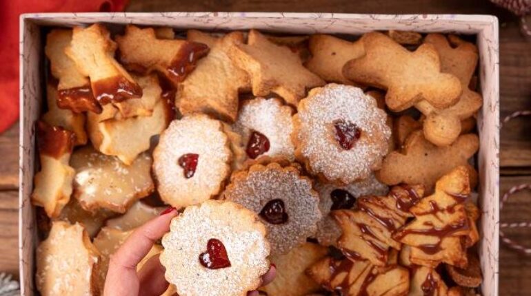 best Christmas cookies Hazelnut Cookies Holiday Baking Homemade Gifts Kids Baking Spanish baking recipes 