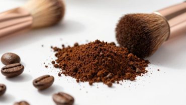 Vaseline and coffee: how this unexpected duo reveals radiant skin and reduces under-eye bags Vaseline and coffee: how this unexpected duo reveals radiant skin and reduces under-eye bags