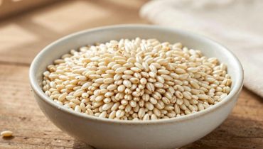 Barley soup with red kuri squash and Tuscan kale: 20 minutes of preparation for a light and nourishing meal