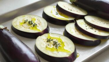 Zucchini stuffed with spicy meat: the pre-cooking technique that changes everything