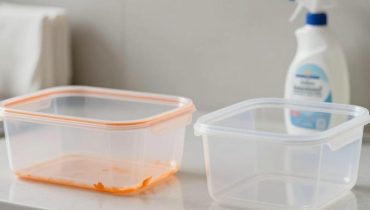 Tomato sauce stains on plastic: the boiling water + paper towel technique that restores shine to containers