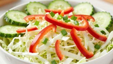 Cucumber and Cabbage Salad: The fresh and creamy recipe ready in 10 minutes