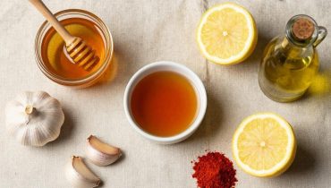 Honey and Garlic Chicken Drumsticks: the oven recipe ready in less than an hour with pantry ingredients