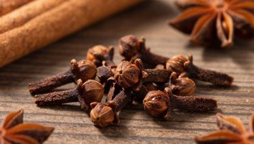 Cloves: the antibacterial and anti-inflammatory properties of eugenol confirmed by science