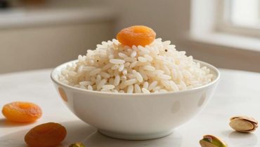 Vanilla risotto with dried apricots: how to transform a savory dish into a creamy dessert in 55 minutes