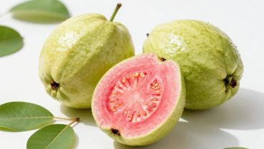 Guava and blood sugar: how this tropical fruit strengthens your hair and stabilizes your energy naturally