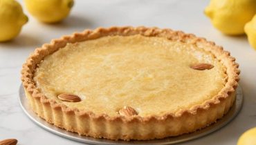 Creamy 7-ingredient lemon tart: the no-mixer technique that changes everything