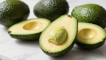 Avocado and blood sugar: how its monounsaturated fats and 10 grams of fiber naturally regulate your sugar levels