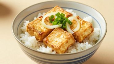 Fried tofu and simmered eggs: the Japanese secret to a complete meal in 15 minutes