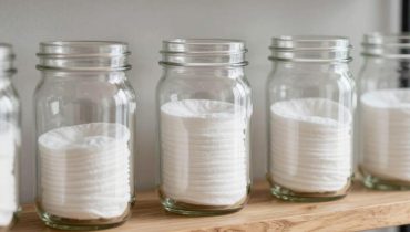 Smart storage: how used jars and crates transform a cluttered interior without a budget