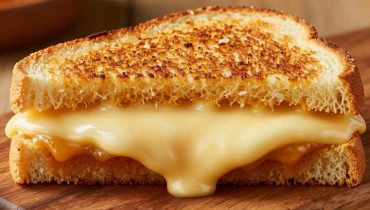 Roast Beef Melt: how to get an ultra-melting sandwich in 25 minutes with the golden buttered bread technique