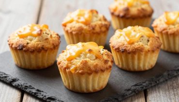 Sardine and cheese muffins: ready in 15 minutes, keeps for 2 months in the freezer