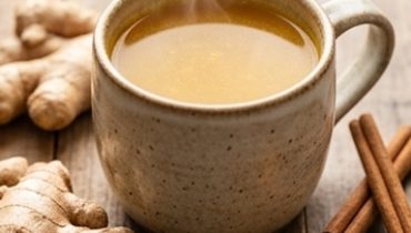 Golden Ginger-Cinnamon-Turmeric Drink