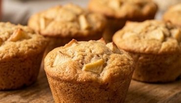 Mini Oat and Apple Cakes