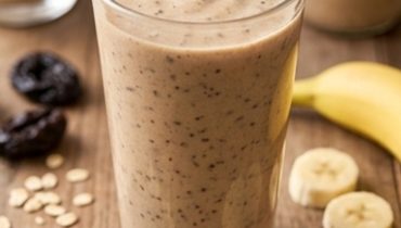 Rejuvenating Prune and Chia Smoothie