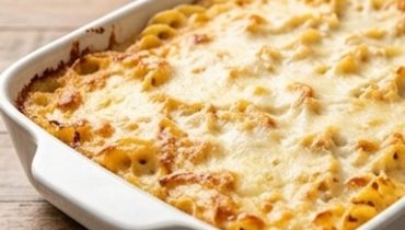 Creamy Garlic-Parmesan Noodle Bake
