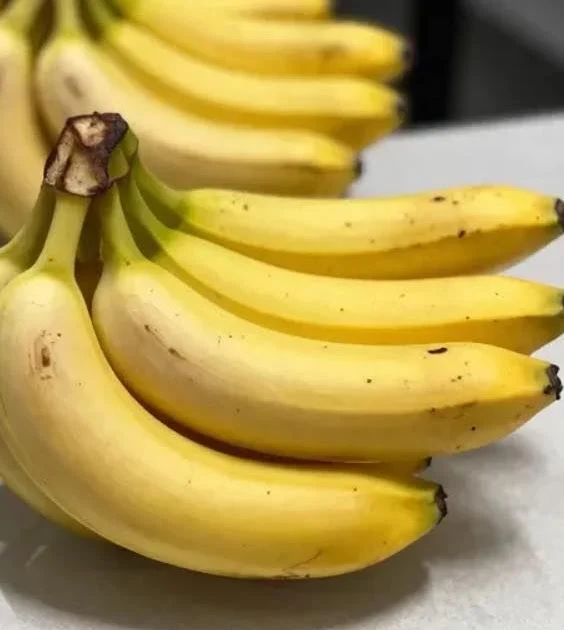 bananas-and-sugar-what-the-science-actually-says cover